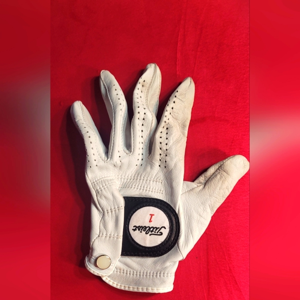 Titleist Golf leather Left hand glove women’s Size : Medium 👍Pre-owned